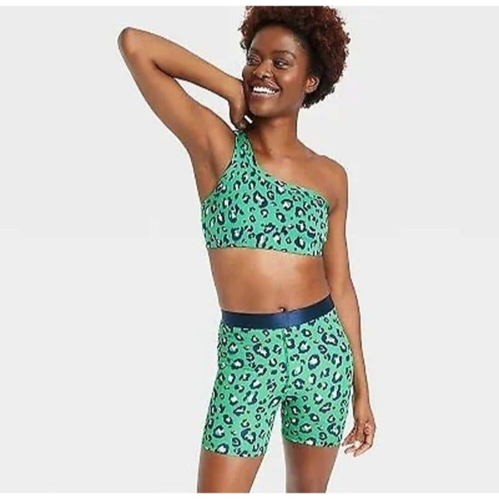 Women's All in Motion Light Support Leopard Asymmetrical Sports Bra Green XS - Picture 3 of 8